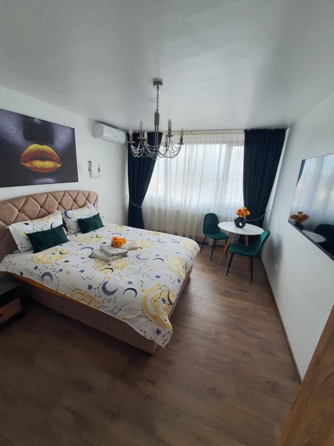 Chic Apartment- Place To Remember Galaţi Buitenkant foto