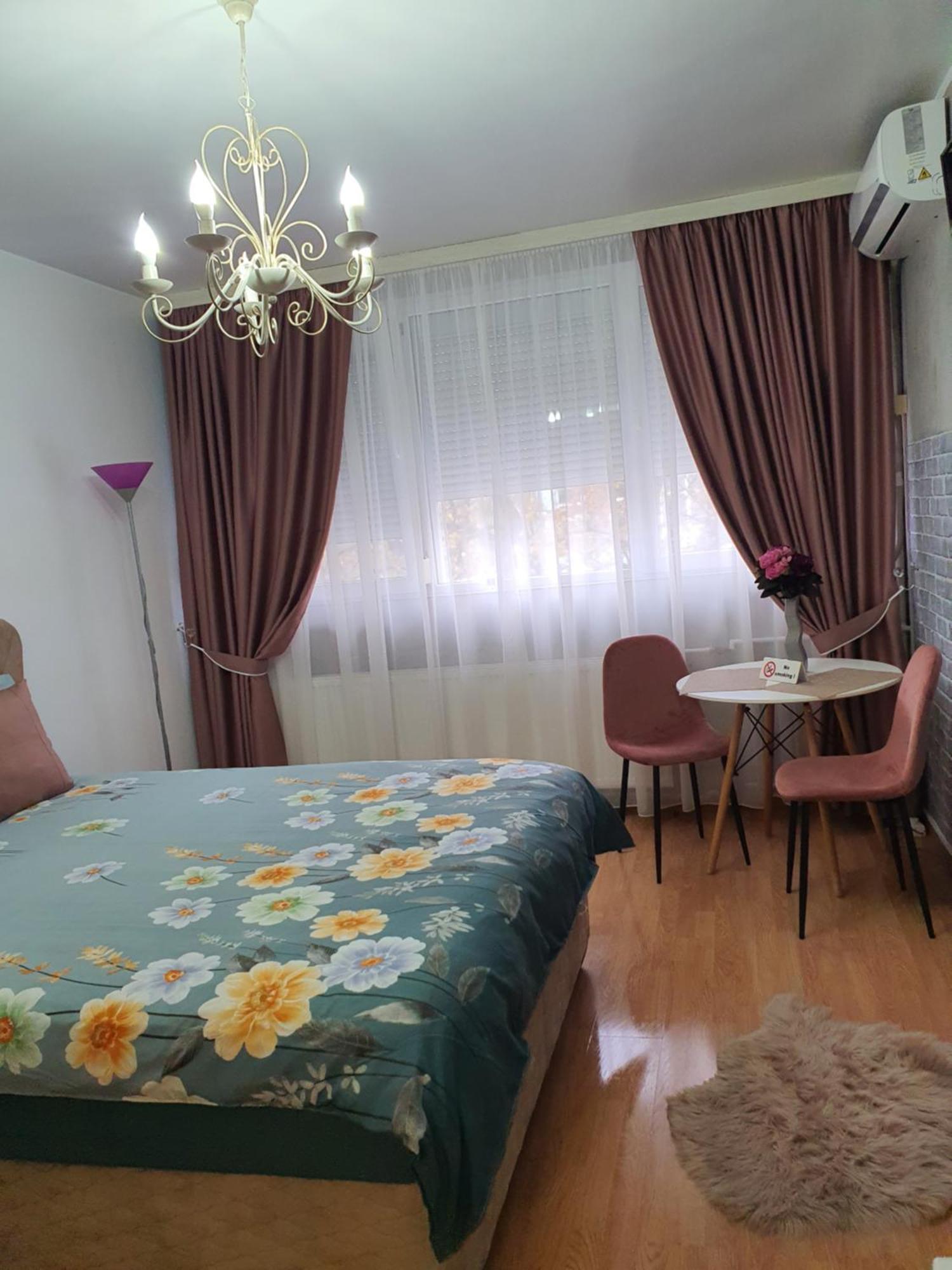 Chic Apartment- Place To Remember Galaţi Buitenkant foto