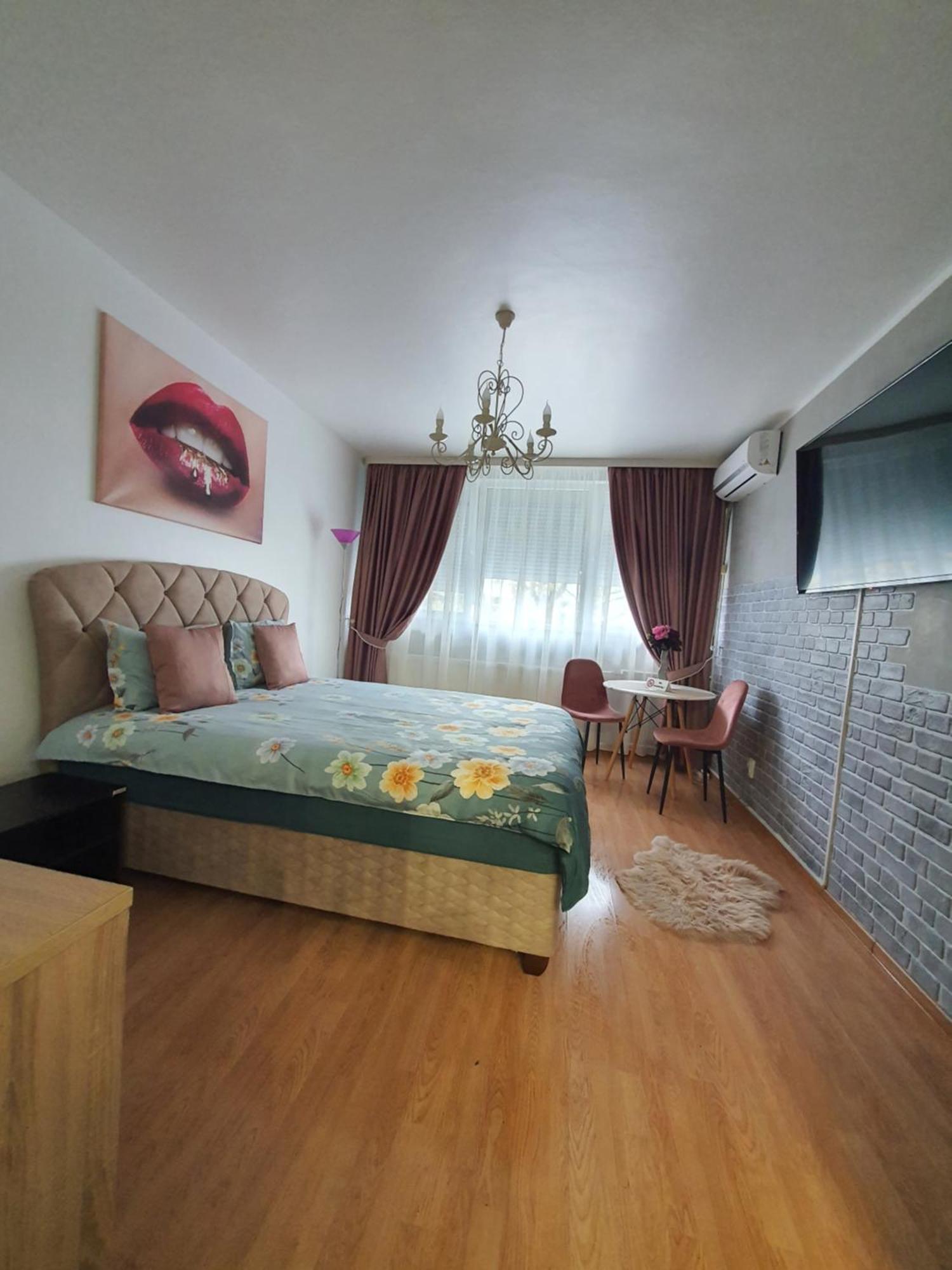 Chic Apartment- Place To Remember Galaţi Buitenkant foto