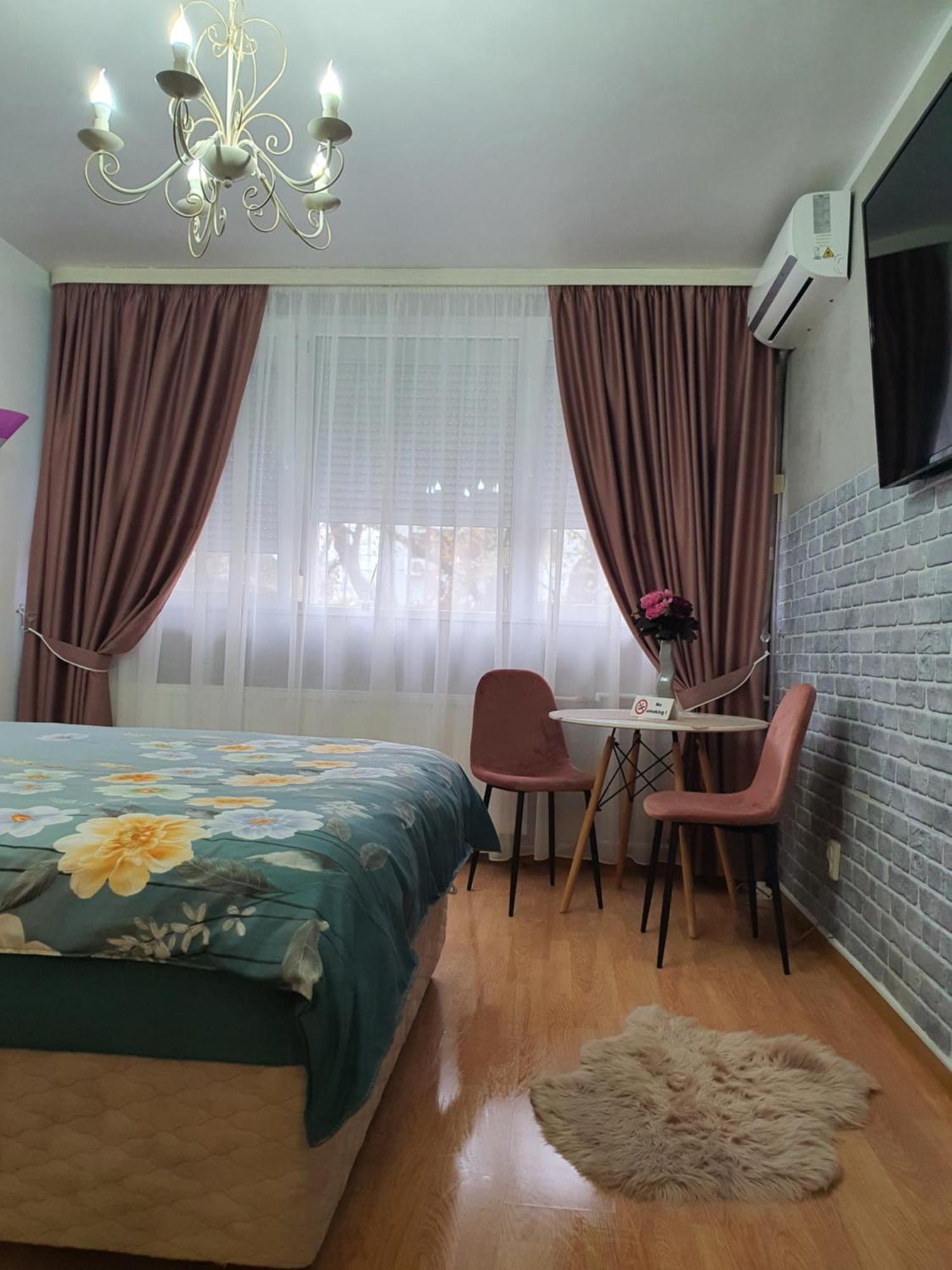Chic Apartment- Place To Remember Galaţi Buitenkant foto