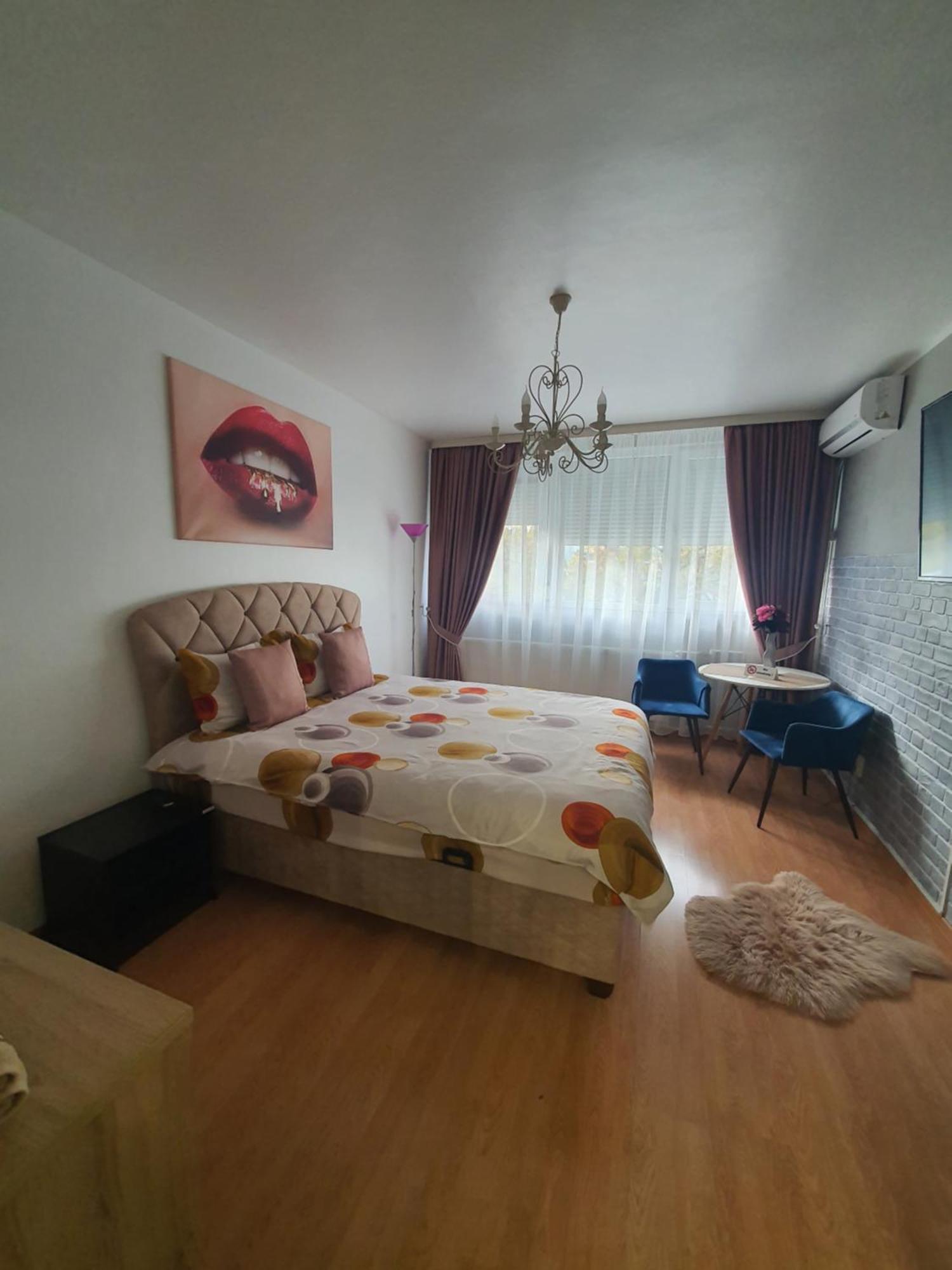 Chic Apartment- Place To Remember Galaţi Buitenkant foto