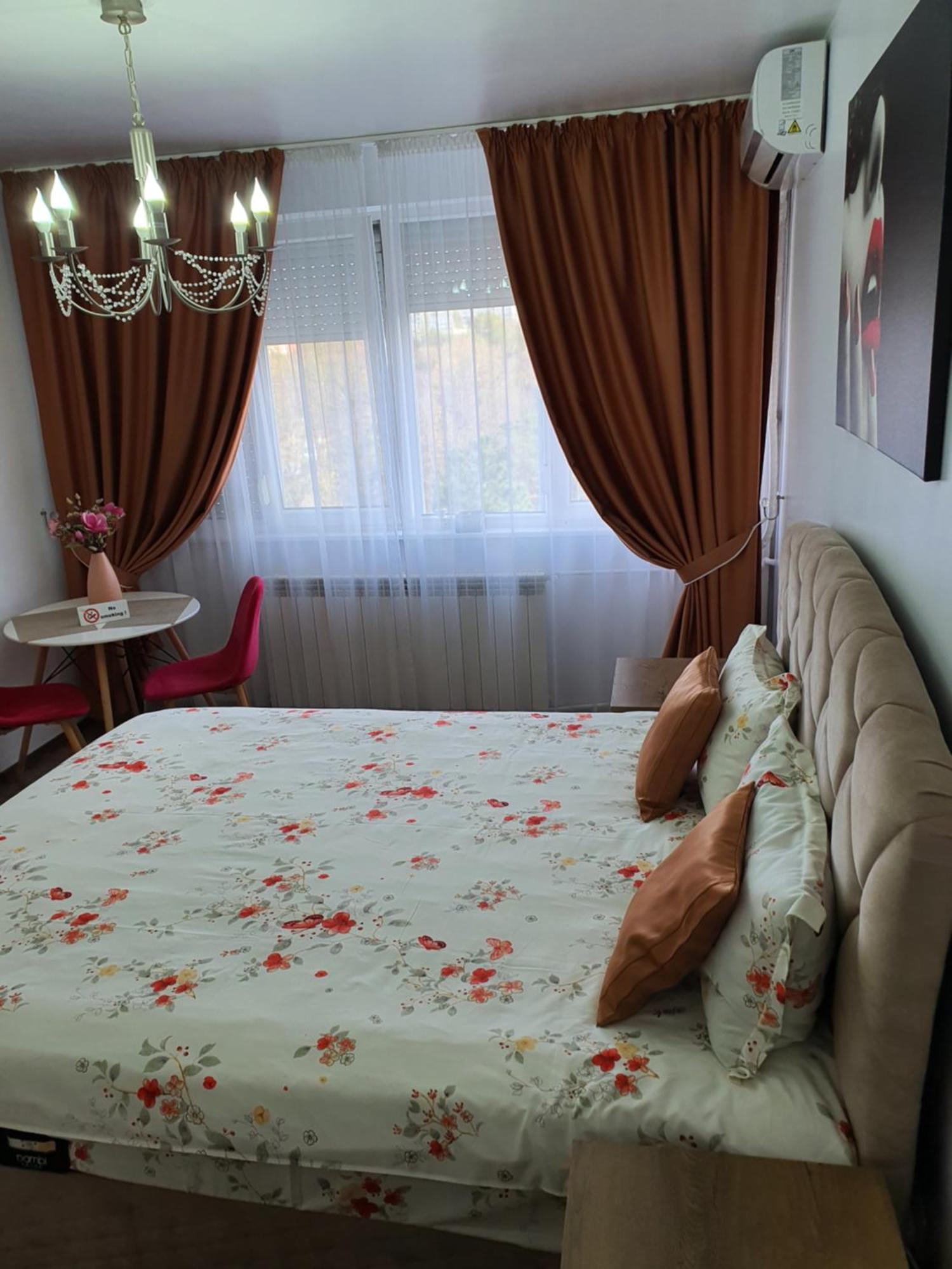 Chic Apartment- Place To Remember Galaţi Buitenkant foto