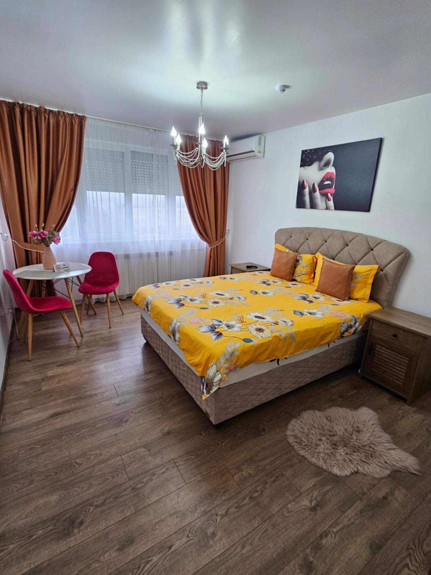 Chic Apartment- Place To Remember Galaţi Buitenkant foto